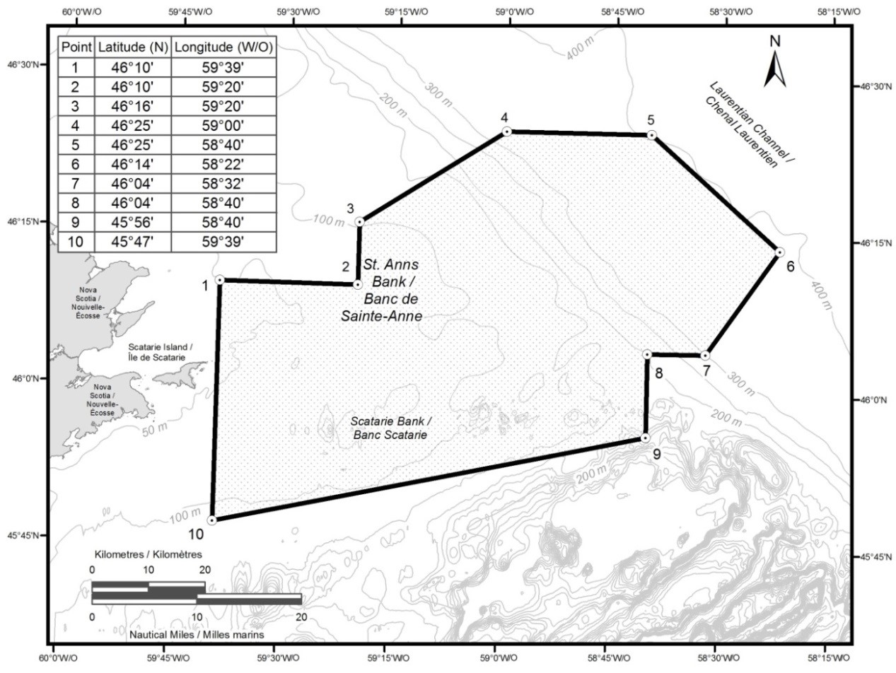 Carte de la zone marine protégée du banc de St. Anne, avec le site rempli de petits points gris. Les coordonnées de la zone marine protégée figurent dans le coin supérieur gauche.